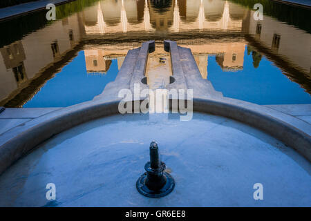 Granada, Spanien - 24. März 2008 - The Generalife Gärten der Alhambra-Palast in Granada, Andalusien Provinz, Spanien Stockfoto