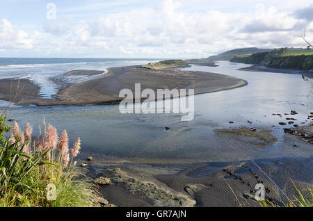 Awakino River Mündung, Waikato, Nordinsel, Neuseeland Stockfoto