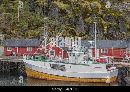 Nusfjord ist eines der schönsten Dörfer auf den Lofoten Stockfoto