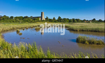 Fluß Blyth Blythburgh Sümpfe Kirche Stockfoto