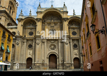 Baroquial wichtigsten Fassade der Kathedrale von Granada, Granada, Spanien Stockfoto