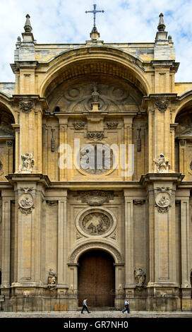 Baroquial wichtigsten Fassade der Kathedrale von Granada, Granada, Spanien Stockfoto