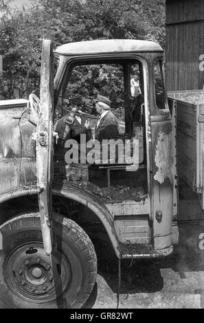 Feuer-Schaden LKW Bw 1970 Stockfoto