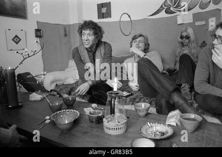 Alexis Korner 1972 Bw Stockfoto