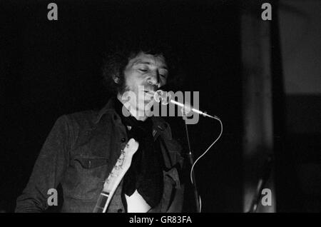 Alexis Korner 1972 Bw Stockfoto