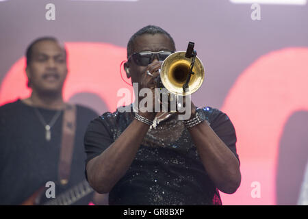 Kool Amp die Bande bei Pori Jazz 2015 Stockfoto