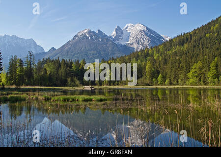 Kleiner Bergsee Bei Berchtesgaden Stockfoto