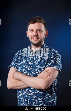 Alex T. Smith, der britische Autor und Illustrator von Kinderbüchern, auf dem Edinburgh International Book Festival. Edinburgh, Schottland. 27. August 2016 Stockfoto