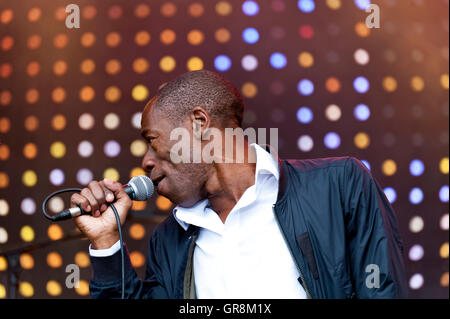 Mike And The Mechanics Live auf der Kieler Woche 24 Juni 2014 Andrew Roachford Gesang Stockfoto