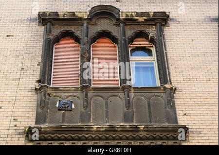 Altes Haus-Fassade-Budapest Stockfoto