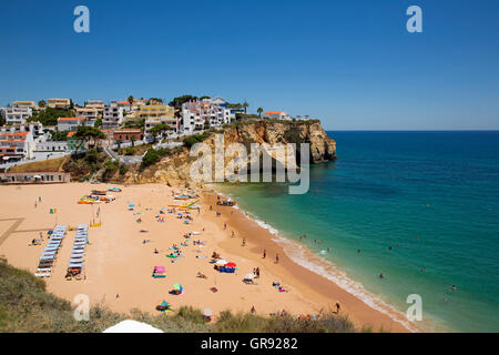 Bucht von Carvoeiro, Praia De Carvoeiro, Algarve, Portugal, Europa Stockfoto