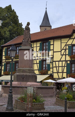 Platzieren Sie De La Sinnes, Ribeauvillé, Elsass, Departement Haut-Rhin, Frankreich, Europa Stockfoto