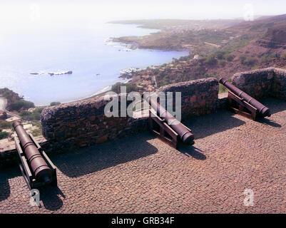 Fort Real de São Filipe ist die große Festung von den Portugiesen in der Hauptstadt und Garnison Altstadt gegründet 1590 erbaut Stockfoto