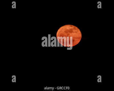 Blutmond, roter Mond im März 2011 Stockfoto