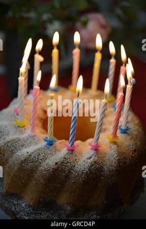 Geburtstagskuchen, der sechzehnte Geburtstag Stockfoto