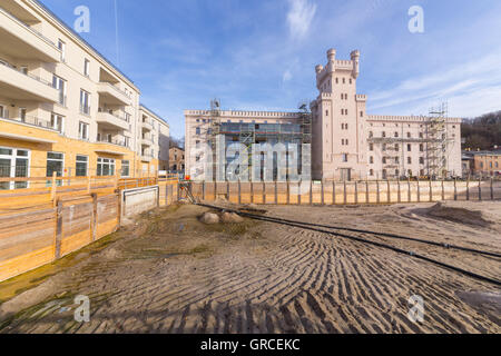 Großbaustelle vor den restaurierten Gebäuden an der Leipziger Straße Stockfoto