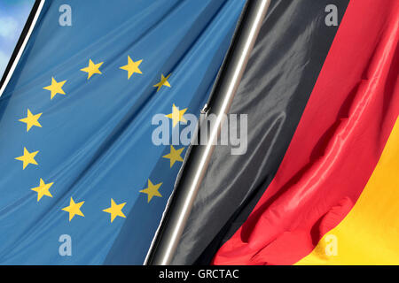 Flagge von Deutschland und EU-Europäische Union Stockfoto