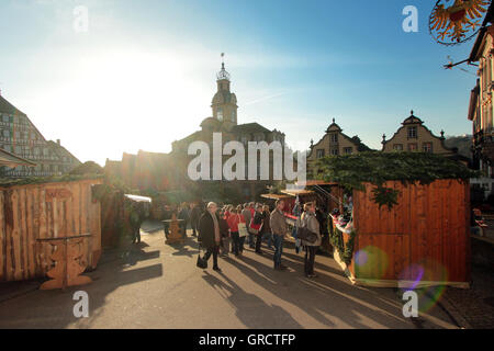 Außergewöhnlich warmen Temperaturen an Weihnachten Markt Schwäbisch Hall Stockfoto