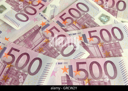 Stapel von 500 Euro-Scheine Stockfoto