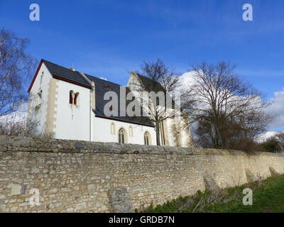 Kirche der Ortskern von 12. Jahrhundert, Rhinehesse Stockfoto