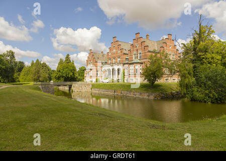 Große Burg In Toreby im Park von Fuglsang Lolland Dänemark Stockfoto