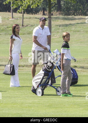 Michael Ballack mit Sohn Emilio und Freundin Natacha Stockfoto