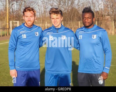 Nico Hammann, Sebastian Ernst, David Kinsombi 1. Fc Magdeburg Stockfoto