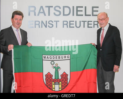 Dr. Lutz Trümper Magdeburg und Edzard Reuter Stockfoto