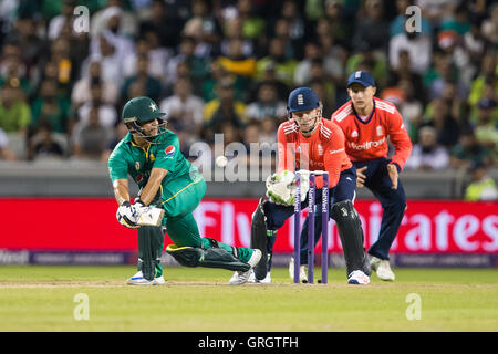 Old Trafford, Manchester, UK. 07. Sep, 2016. NatWest internationale T20 Cricket. England gegen Pakistan. Pakistan Schlagmann Khalid Latif. Bildnachweis: Aktion Plus Sport/Alamy Live-Nachrichten Stockfoto