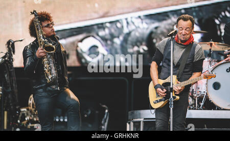 Bruce Springsteen tritt beim MTV-Konzert in der Ricoh Arena in Coventry auf Stockfoto