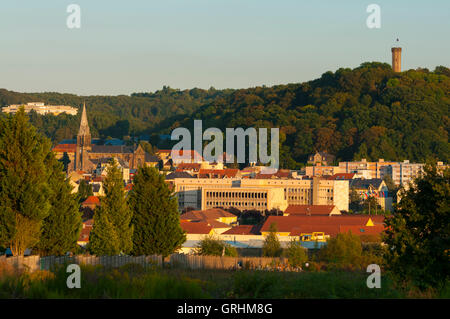 Frankreich, Mosel (57), Stadt Forbach, Schlossberg über dem Hügel Stockfoto