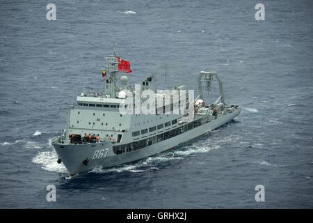 Chinesische Marine u-Boot-Rettungsschiff dampft Chang Dao in engen Formation während der Rand der pazifischen Übungen 28. Juli 2016 in und rund um die Inseln von Hawaii und Südkalifornien. Stockfoto