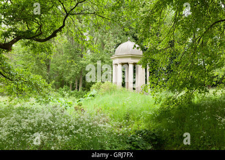 Der Tempel der Winde. Doddington Hall und Gärten, Lincolnshire, UK. Mai 2016. Stockfoto