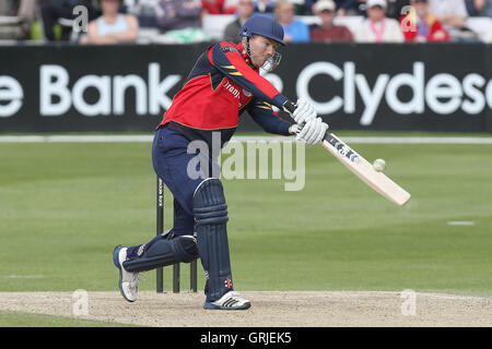 Tim Phillips in Aktion für Essex - Essex Adler Vs Worcestershire Royals - Clydesdale Bank CB40 Gruppe A Cricket auf dem Ford County Ground, Chelmsford - 13.05.12 Wimper Stockfoto