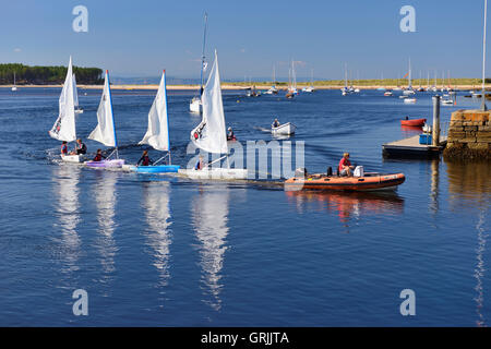 Segelboote im Dorf Findhorn an der Moray Coast, Grampian, Schottland Stockfoto