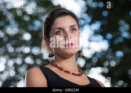 Englische Schriftstellerin und Schauspielerin Jessie Burton. Stockfoto