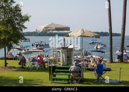 Boot-Kirche in Lake Marion, South Carolina. Unter der Leitung von The Reverend Dr. Reginald Thackston, ein ehemaliger United Methodist Minister. Stockfoto