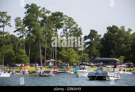 Boot-Kirche in Lake Marion, South Carolina. Unter der Leitung von The Reverend Dr. Reginald Thackston, ein ehemaliger United Methodist Minister. Stockfoto