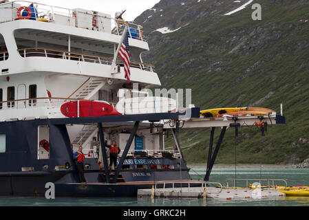 Safari Endeavour Kreuzfahrt mit Furten Terror, Endicott Arm, Tongass National Forest, Alaska, USA. Der 49. Staat, die größte in der Stockfoto