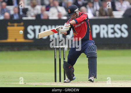 Tom Westley trifft für Essex - Middlesex Panthers Vs Essex Eagles - Clydesdale Bank 40 Cricket an Lords Ground, St Johns Wood, London - 27.08.12 Stockfoto