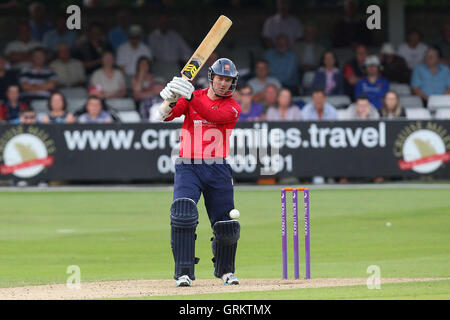 Tim Phillips trifft für Essex - Essex Adler Vs Leicestershire Foxes - Royal London Eintages-Cup an der Essex County Ground, Chelmsford, Essex - 31.07.14 Stockfoto