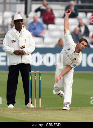 Ryan Ten Doeschate Schalen für Essex - Essex CCC Vs Derbyshire CCC - LV County Cricket Meisterschaft an Ford County Ground, Chelmsford, Essex - 15.04.09 Stockfoto