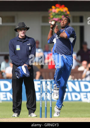 Alex Tudor von Essex - Leicestershire Foxes Vs Essex Adler - Freunde Provident Trophy Viertelfinale bei Grace Road, Leicester - 06.04.08 Stockfoto