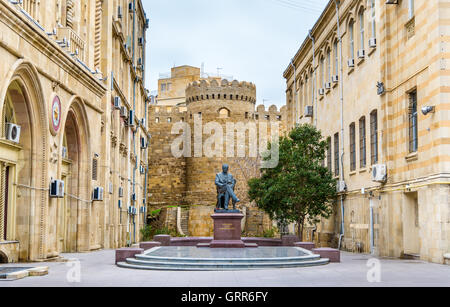 Denkmal für Yusif Mammadaliyev in Baku Stockfoto