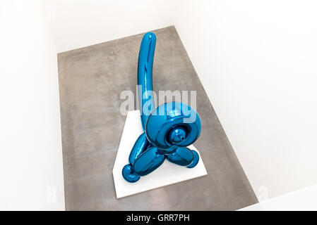 Jeff Koons-Skulptur "The Monkey" in Hirsts Newport Street Gallery Stockfoto