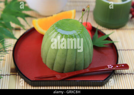 Matcha (grüner Tee) Pudding Stockfoto