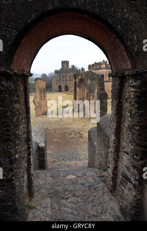 Die Ruinen des Fasil Ghebbi (königliche Gehege) in Gondar, Äthiopien. Stockfoto