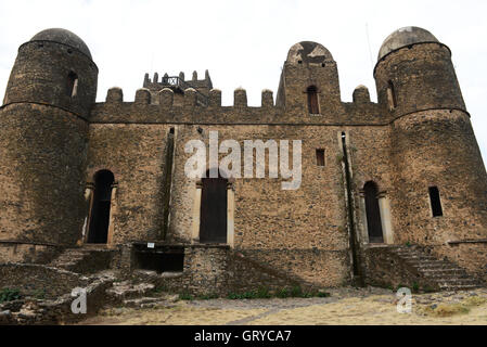 Die Ruinen des Fasil Ghebbi (königliche Gehege) in Gondar, Äthiopien. Stockfoto