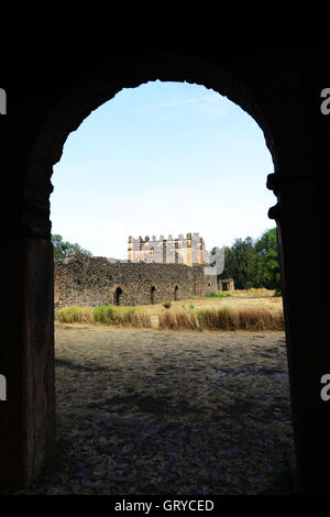 Die Ruinen des Fasil Ghebbi (königliche Gehege) in Gondar, Äthiopien. Stockfoto