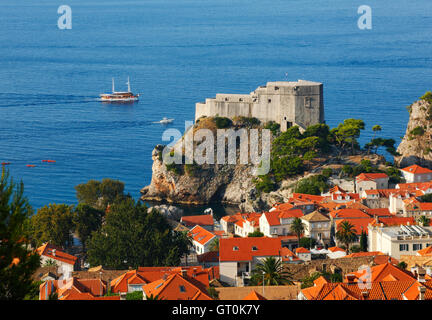 Festung Lovrijenac nachts in Dubrovnik Stockfoto